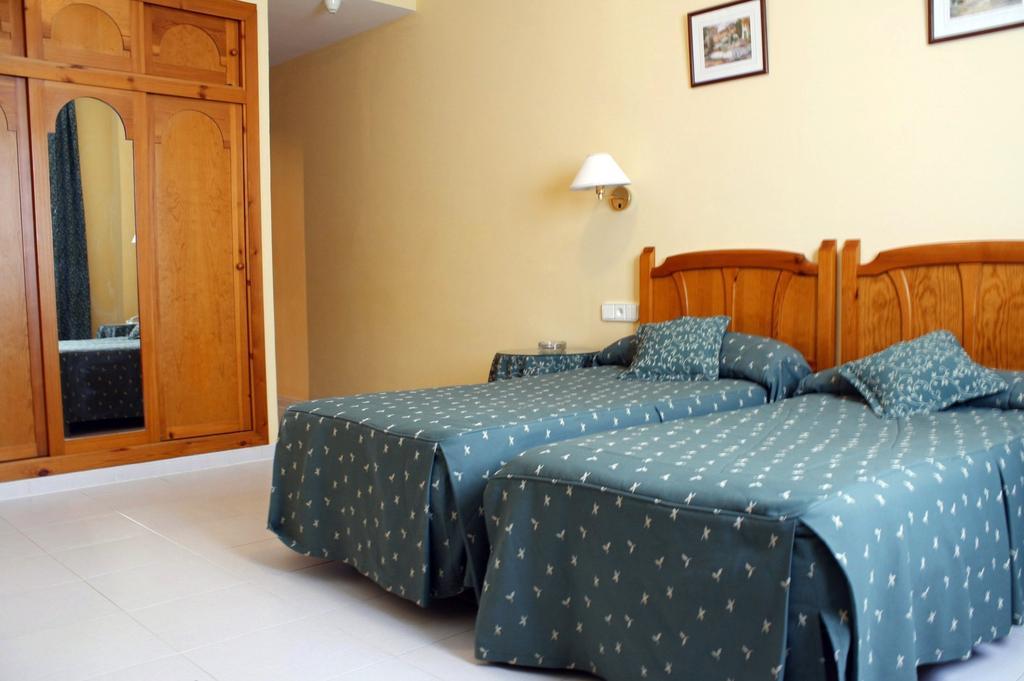 Hotel Villa Ducal オスナ 部屋 写真